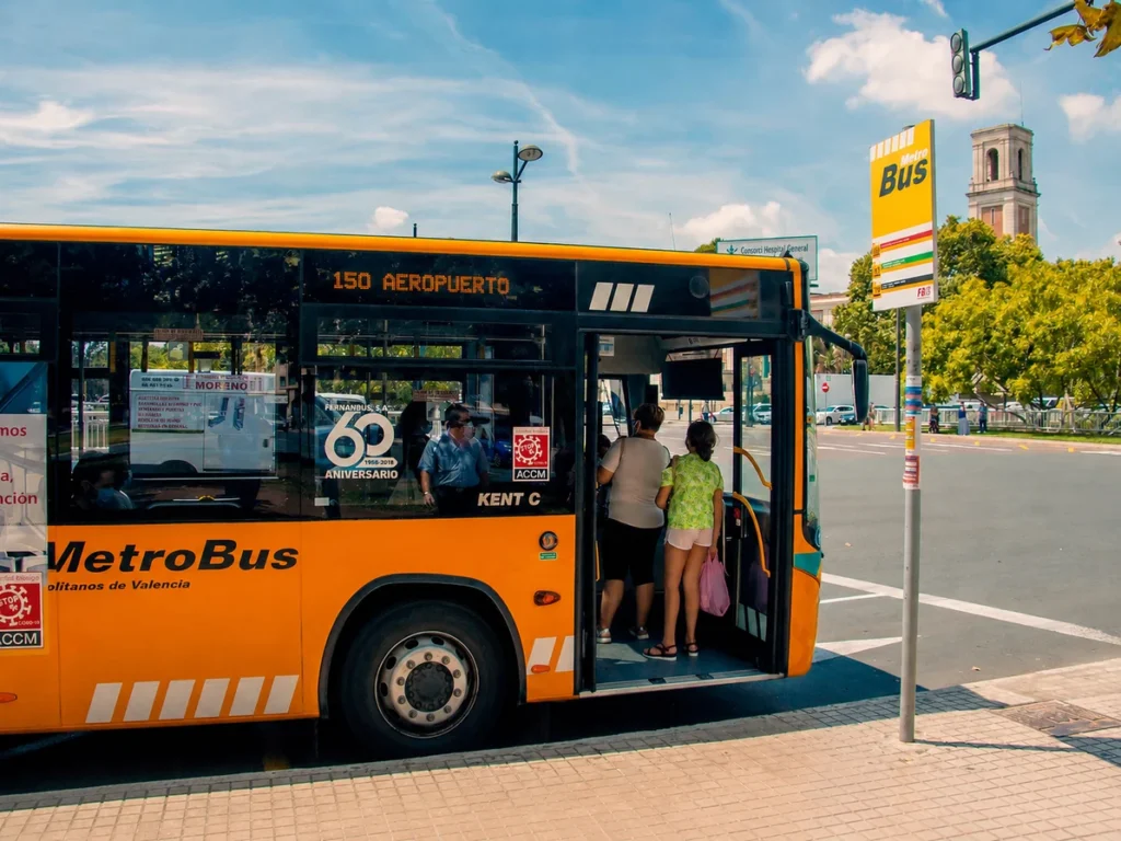 Parada autobús 150 aeropuerto
