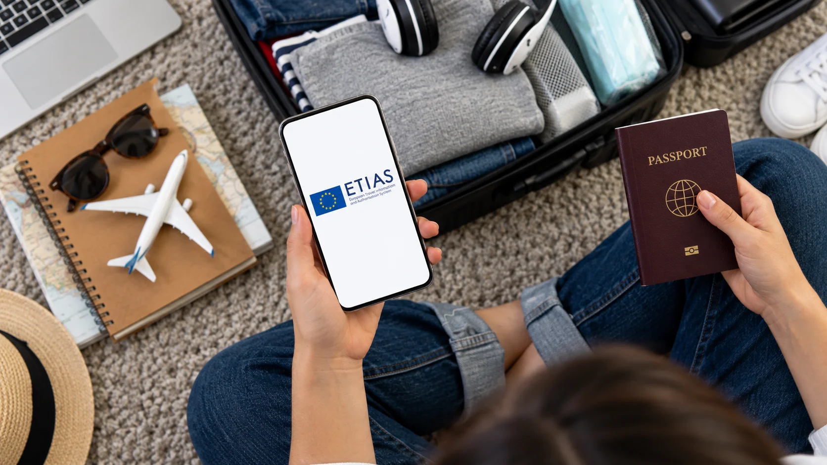 Preparativos de viaje con ETIAS y pasaporte